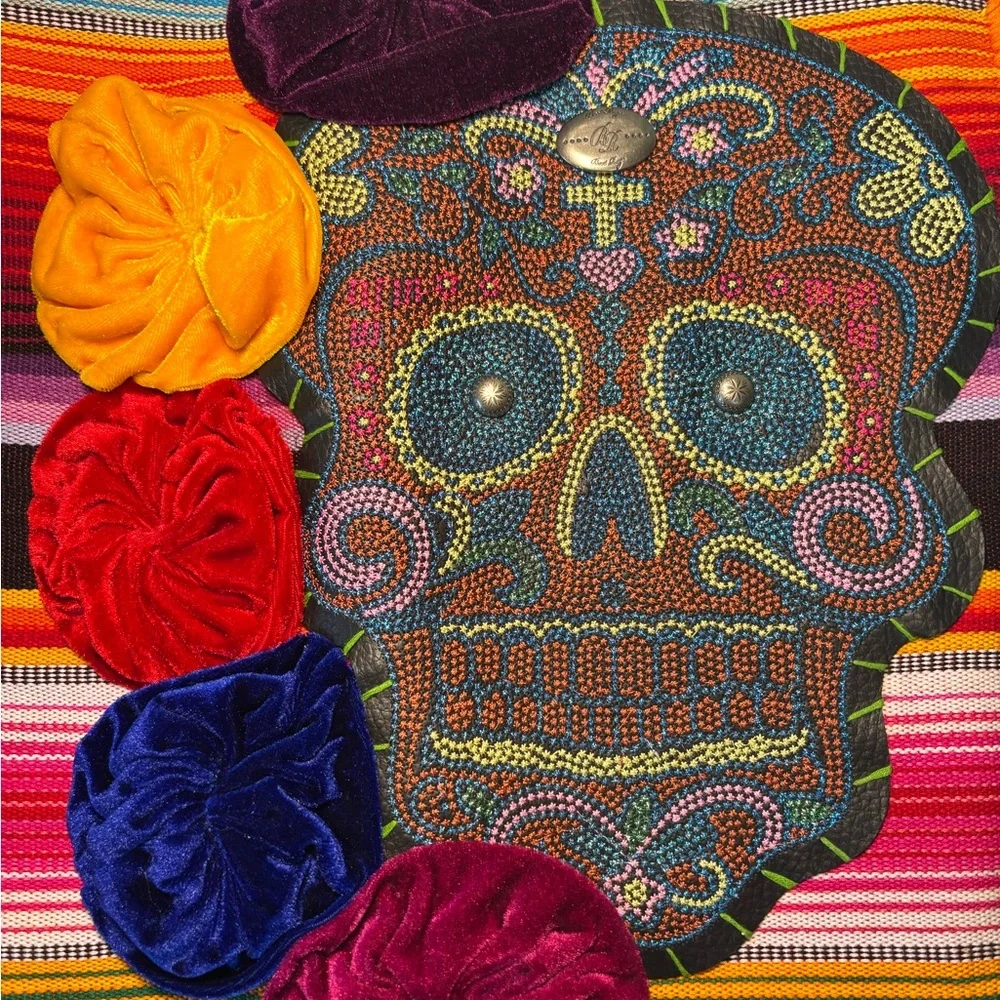 Skull Boot Rugs Handmade Embroidered Beaded Handbag Purse Bohemian Uniqu… - Picture 3 of 9